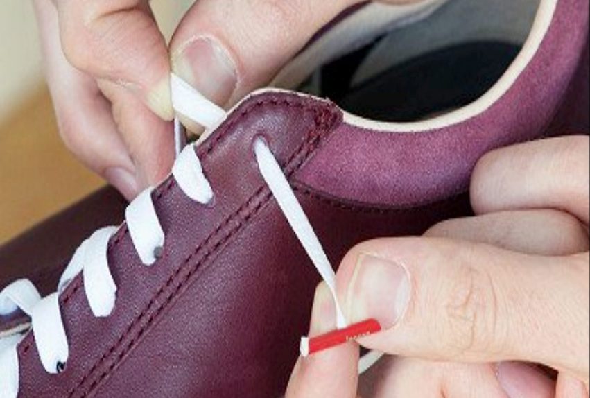 Laceez No Tie Shoelaces speed tying in TSA lines - Laceez